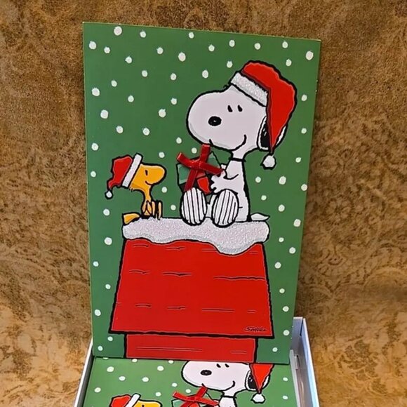 Hallmark "Snoopy & Woodstock" Christmas Cards - 12 Cards * NEW * - Picture 1 of 3